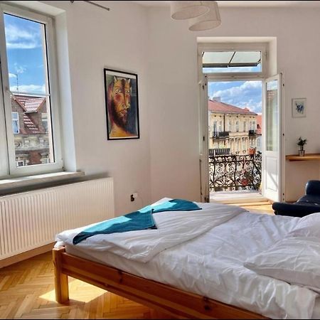 Chic Apartment In The Center Of Cracow كراكوفيا المظهر الخارجي الصورة